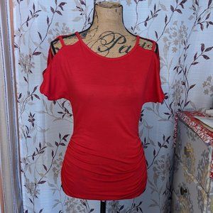 say anything, Red exposed shoulder shirt, Size: S.